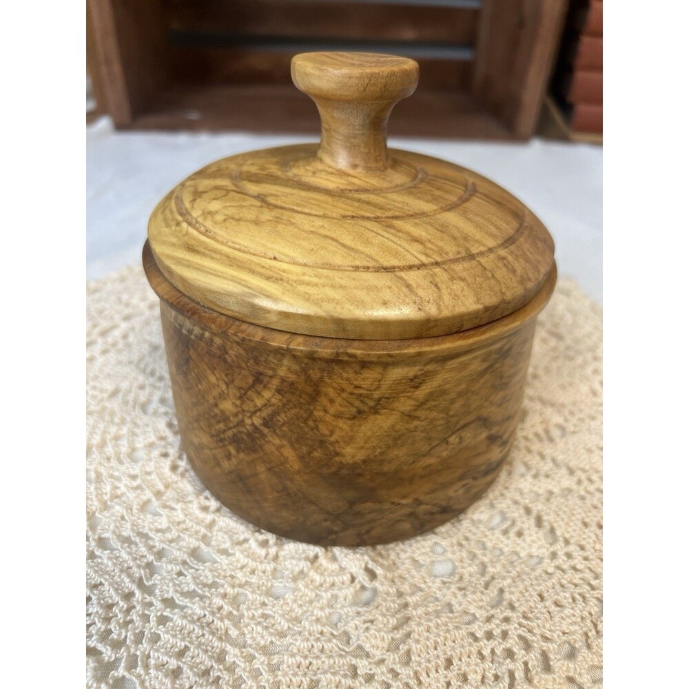 Signed Jack Donovan Hand Turned White Oak Lidded Wood Keepsake Trinket Box